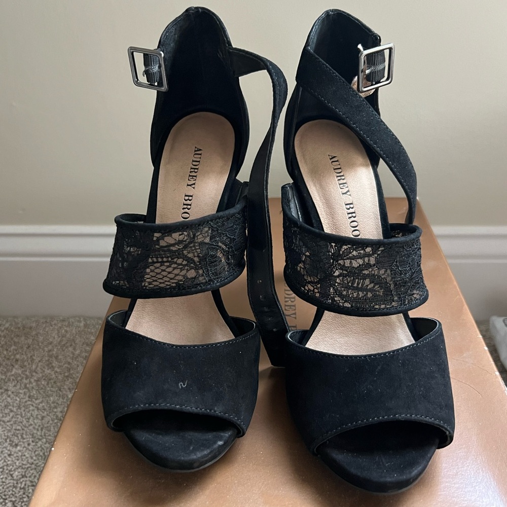 Audrey Brook Black Heels